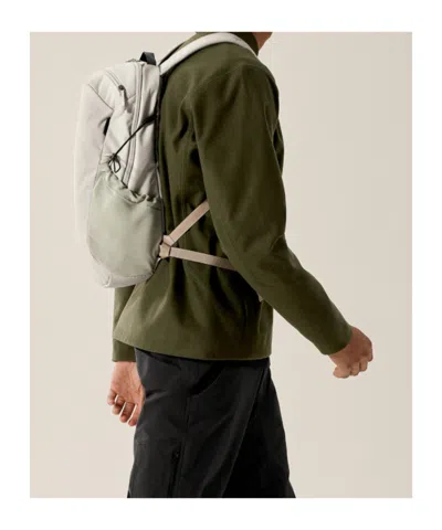 Arc'teryx Mantis 16 Backpack In Neutral