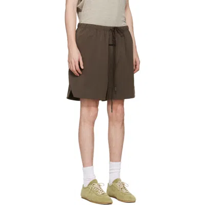 Essentials Active Trace Classic Short In Brown