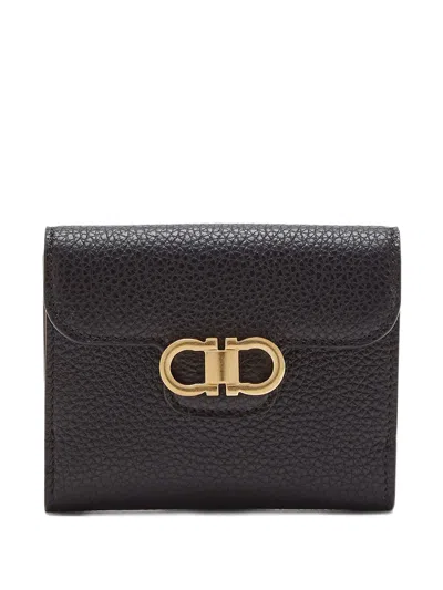 Ferragamo Gancini Grained Leather Compact Wallet In Pattern