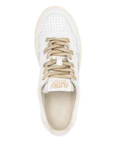 Autry Medalist Leather Low-top Sneakers In White