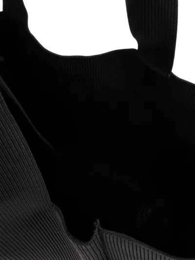 Samsoe & Samsoe Samira Ribbed-knit Shoulder Bag In Black