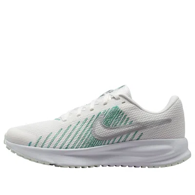 Nike Run Defy Running Shoe In Gray