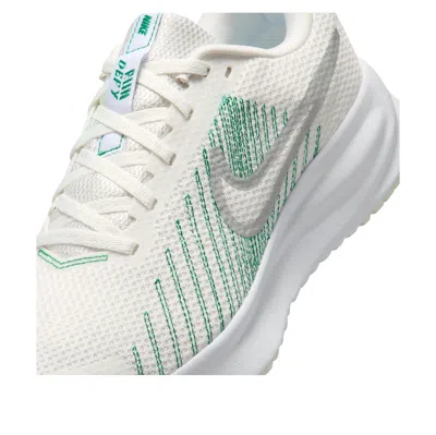 Nike Run Defy Running Shoe In Gray