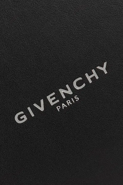 Givenchy Padded Antigona Pouch In Black