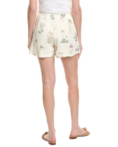 Anna Kay Ola Short In White