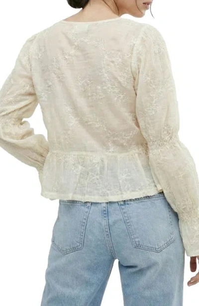 Saachi Tie Front Topper In White