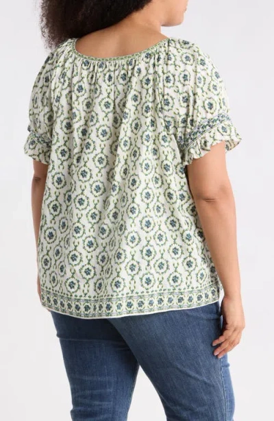 Max Studio Keyhole Short Sleeve Top In Multi