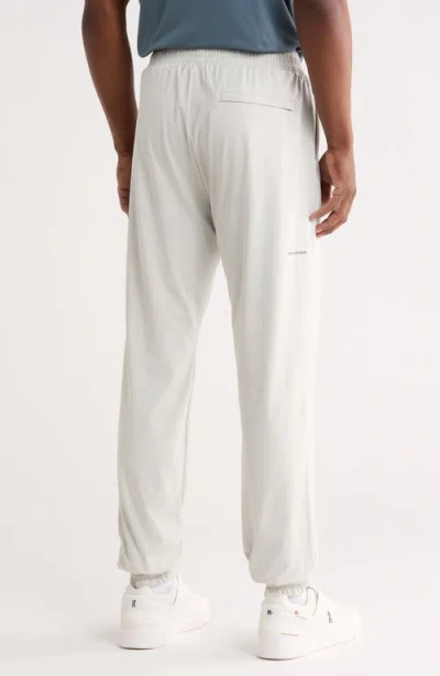 Santo Studio Tempo Lite Joggers In White