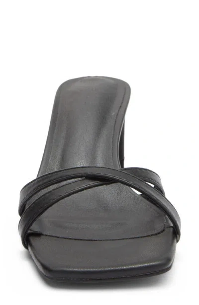 Billini Yahara Sandal In Black