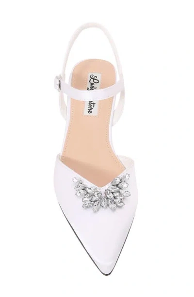 Lady Couture Classy Pointed Toe Pump In Multi