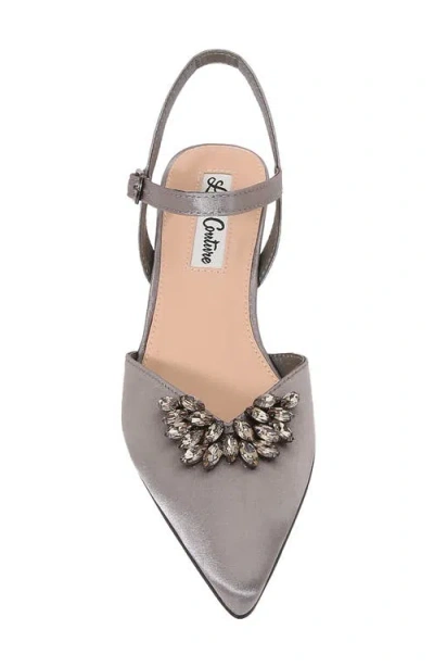 Lady Couture Classy Pointed Toe Pump In Multi