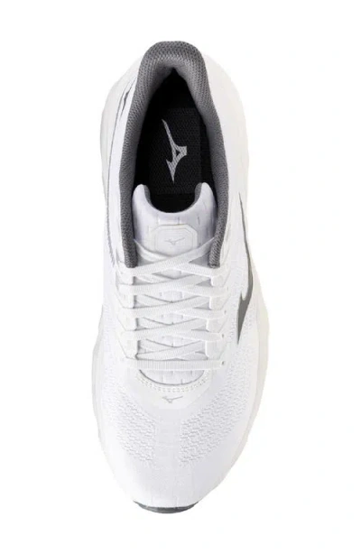 Mizuno Wave Horizon 8 In White