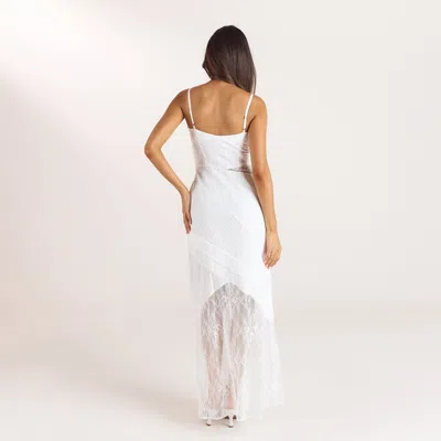 Lounge White In White