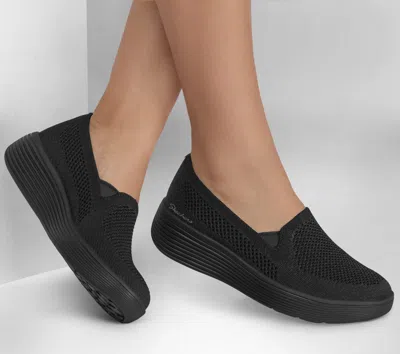Skechers Arch Fit Laguna Adore Her Slipon In Black