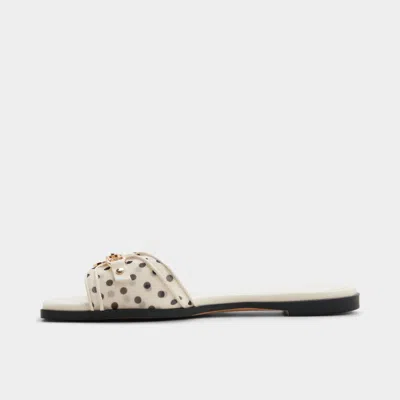 Aldo Alamassi In Multi