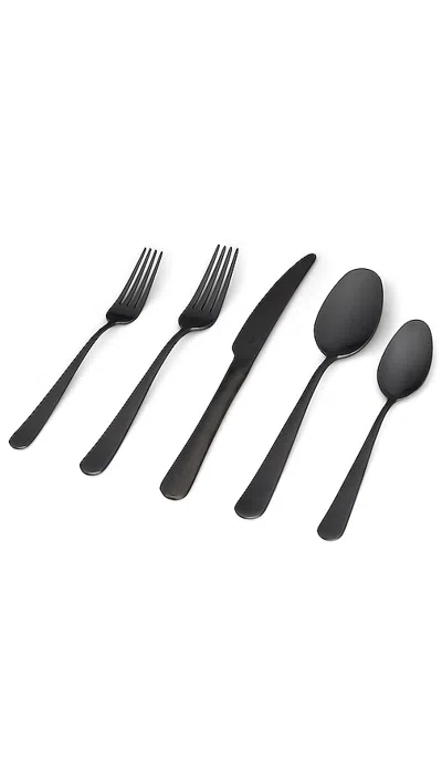 FLATWARE SET