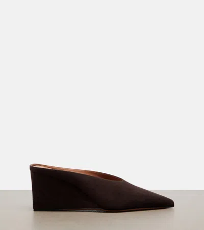 Alaïa Suede Cube Wedge Mules In Brown