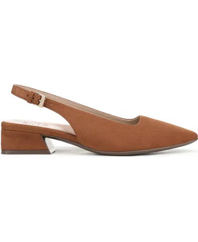 Naturalizer Ginger Slingback Pump In Blue