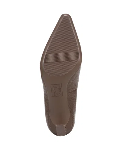 Naturalizer Tylan Pointed Toe Pump In Multi