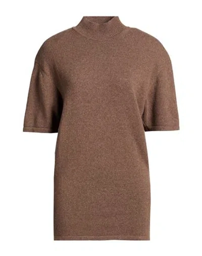 Jacquemus Ribbed Slim-fit Mock-neck Short-sleeve Wool-cashmere Jersey In Brown