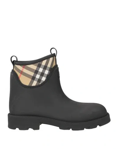 Burberry Check Pattern Ankle Boots Pull Tab Round Toe In Black