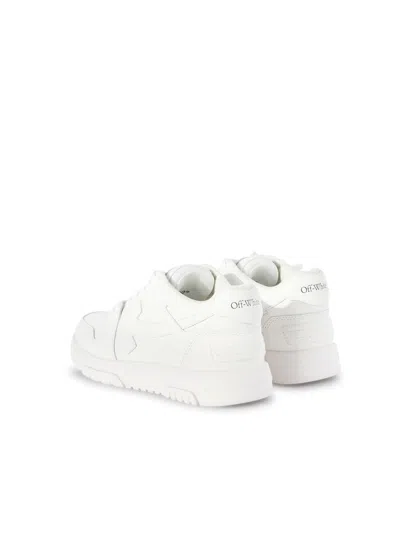 Off-white Monochromatic Leather Sneakers With Textured Sole In White