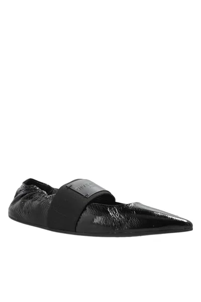 Givenchy Sophisticated Flat Shoes With Pointed Toe Design In Black