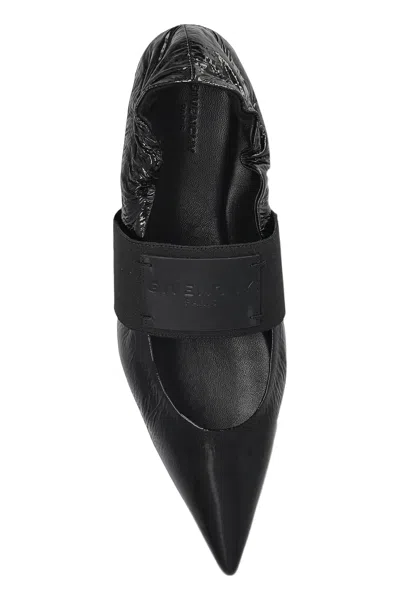 Givenchy Sophisticated Flat Shoes With Pointed Toe Design In Black
