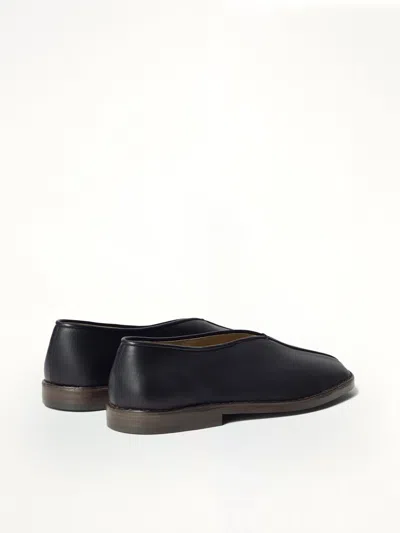 Lemaire Flat Piped Slippers In Black