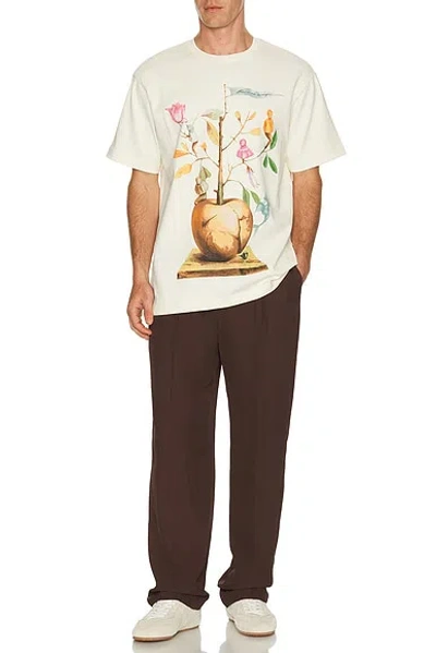 Pas Une Marque Apple Lenin Tee In White