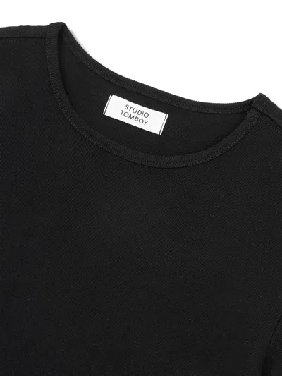 Tomboy Side-button T-shirt In Black