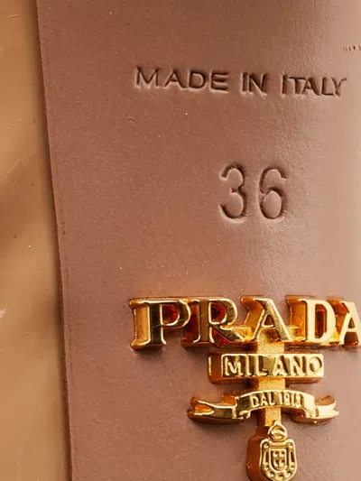 Pre-owned Prada Leather Platform Pumps In Neutral