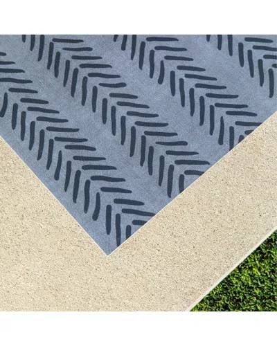 Northlight Rectangular Chevron Outdoor Area Rug In Blue