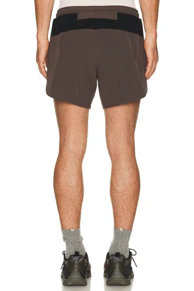 District Vision 5 Training Shorts In Brown