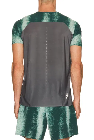 On Performance-t Terra In Green