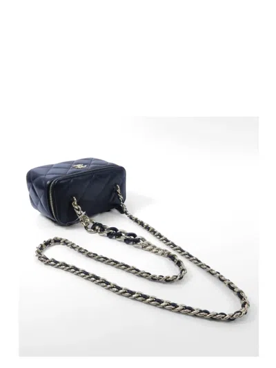 Pre-owned Chanel Mini Cc Vanity Case Shoulder Bag In Black