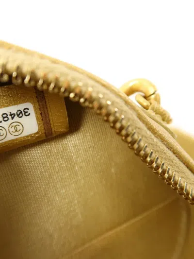 Pre-owned Chanel Cc C19 Clutch Bag In Gold