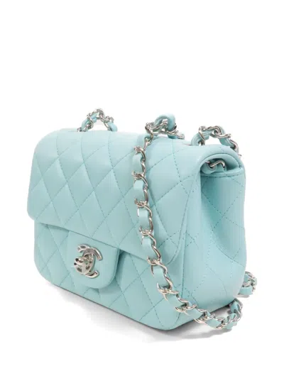 Chanel 17 Cc Turn-lock Classic Flap Leather Shoulder Bag In Blue