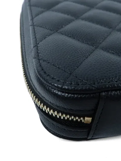 Pre-owned Chanel Cc Quilted Crossbody Bag In Black