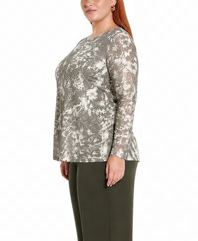 Coin 1804 Plus Size Python Mesh Scoop Neck Top In Green