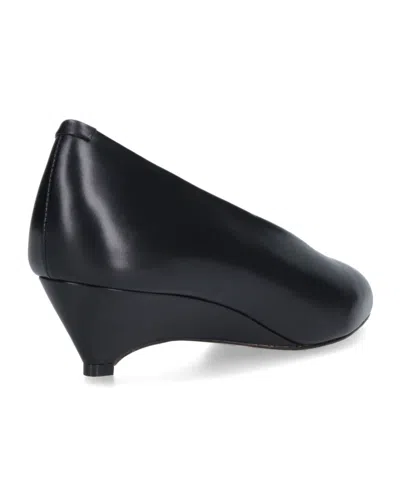 Jil Sander Arc Leather Pumps Low Wedge Heel In Black