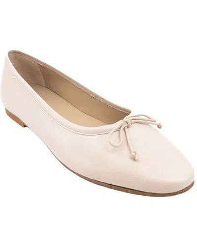 Menina Step Belle Leather Flat In Sand