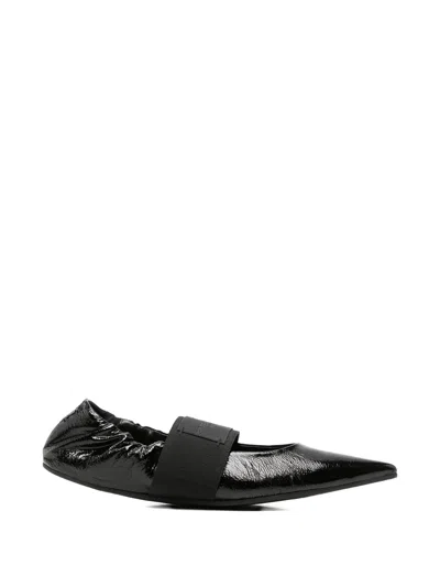 Givenchy Sophisticated Flat Shoes With Pointed Toe Design In Black