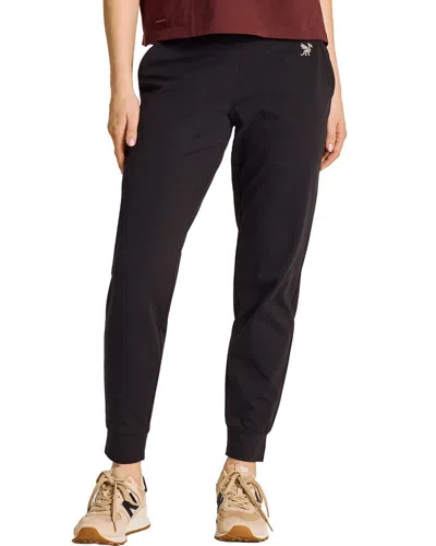 Life Is Good Solid Crusher-flex Jogger In True Black In Black