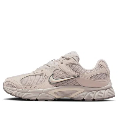 Nike V5 Rnr Mesh-panel Sneakers In Black