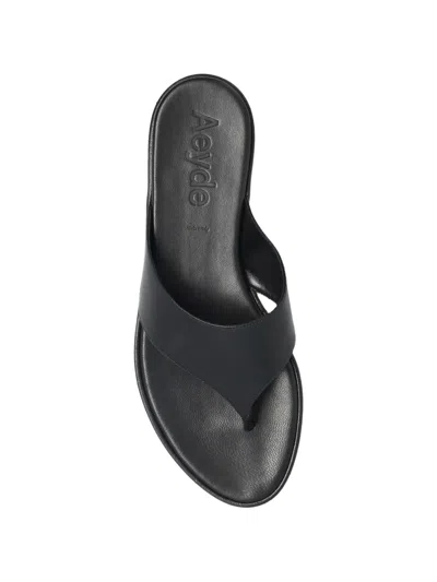 Aeyde Minimalist Wide Strap Toe Post Sandals In Black