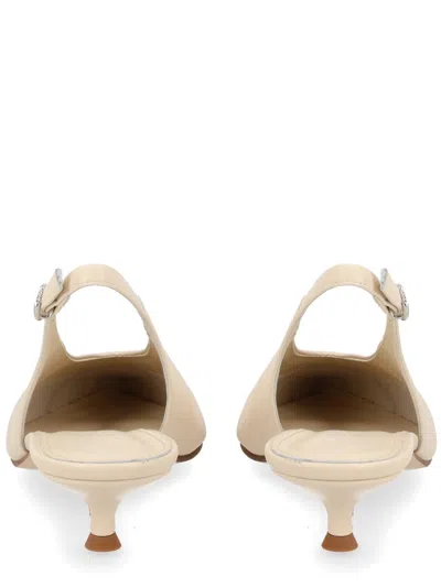 Aeyde Slingback Pointed Toe Kitten Pumps In Neutral