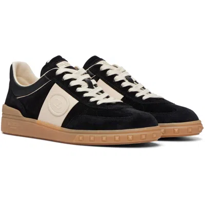Valentino Upvillage Logo Sneakers Round Toe Rubber In Black