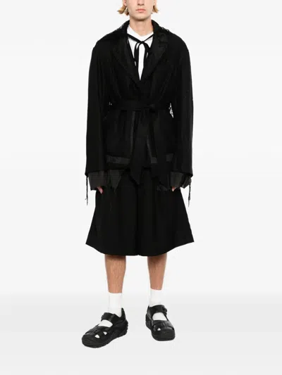 Midorikawa Belted Raw-edge Jacket In Black