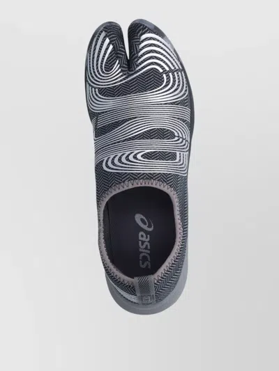 Asics Low Top Sneakers Patterned Upper Pull Tab In Blue